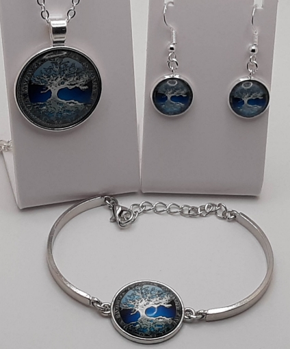Picture of Tree with Blue Sky - Set With Pendant Necklace & Drop Earrings & Bangle Bracelet